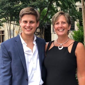 Meet your Posher, Stacey